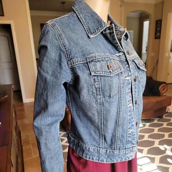 Gap Women’s small Denim Jean Jacket - Picture 10 of 10